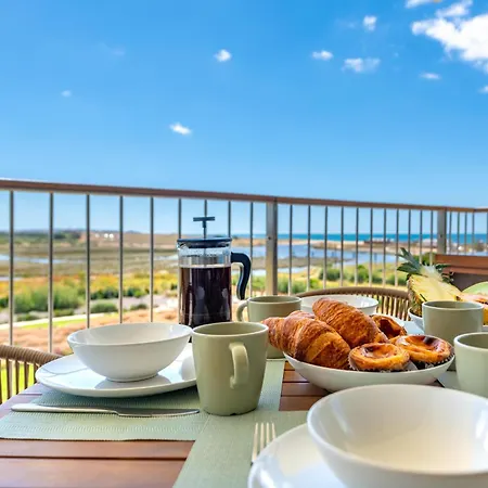 Cond Bayline - T2 - - Gym - - Carapau - By Bedzy *