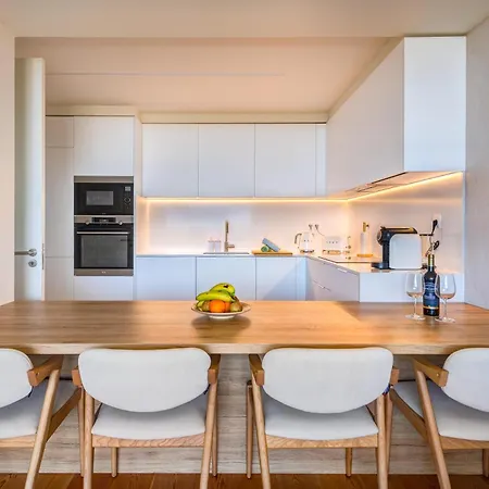 Cond Bayline - T2 - - Gym - - Carapau - By Bedzy アルマカオ・デ・ペラ