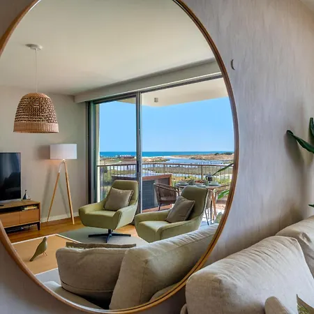Appartamento Cond Bayline - T2 - - Gym - - Carapau - By Bedzy *