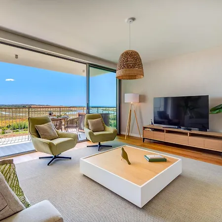 Cond Bayline - T2 - - Gym - - Carapau - By Bedzy